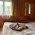 будиночок мойсейчуків Apartman